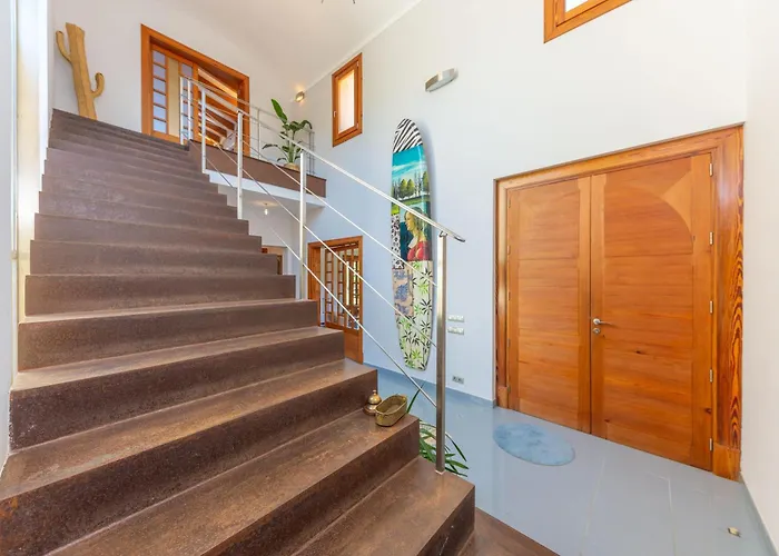 Вилла Golf Marina Польенса